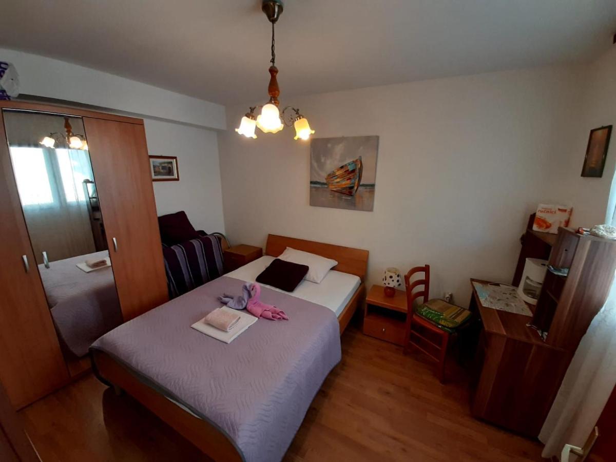 Rosmarinus Rubic Studio Split Exteriér fotografie